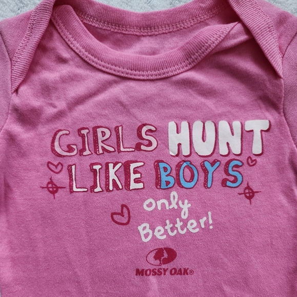 New Mossy Oak Newborn Long Sleeve Diapershirt Bodysuit - Picture 2 of 3